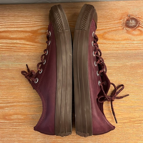 CONVERSE ALL STAR BURGUNDY LEATHER SNEAKER - Women’s 9 - Picture 10 of 11